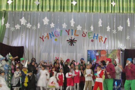 9-sonli Bolalar musiqa va sanʼat maktabida Yangi yil bayrami