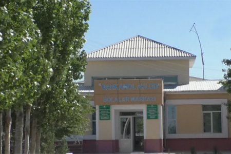 “БАPКАМОЛ АВЛОД” БОЛАЛАP МАPКАЗИДА “ОЧИҚ ЭШИКЛАP КУНИ” ТАДБИ