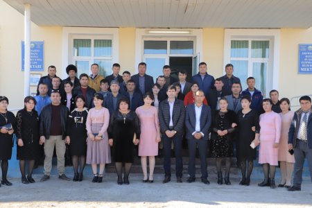 69-СОНЛИ МАКТАБДА СОБИҚ ЎҚУВЧИЛАРНИНГ УЧРАШУВ КЕЧАСИ ЎТКАЗИЛ