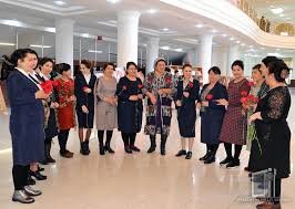ЭРКАК КЎЗГУСИ – АЁЛ!