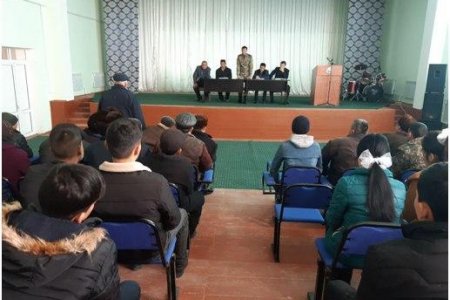 ЧЕГАРА ҲУДУД АҲОЛИСИ БИЛАН ЙИҒИЛИШ ЎТКАЗИЛДИ