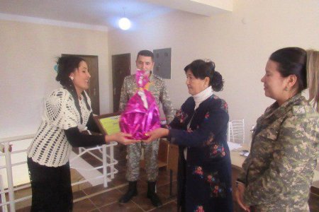 10 nafar harbiy xizmatchilar turmush oʻrtoqlari iqtidori sin