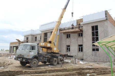 Иқтисодий ва фуқаролик судининг янги биноси қурилмоқда
