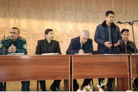 Чойкўлда чегара бўйича мажлис