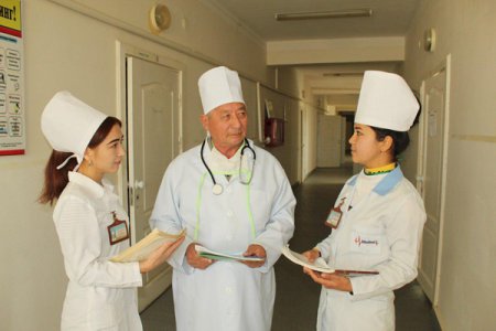 ЮКСАК ҚАДР ТОПГАН МЕҲНАТ ЭЪТИРОФИ