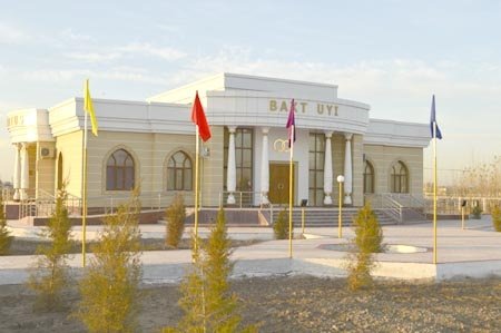 2017 йил сарҳисоби: ТУМАНИМИЗНИНГ МЕЪМОРИЙ ҚИЁФАСИ ТУБДАН ЎЗ