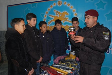 “Vatan – muqaddas, uni himoya qilish sharafli burchdir!” gʻoyasi ostida oʻtkazilgan tadbirlarda Vatanga muhabbat, faxr-u iftixor tuygʻulari yanada yuksaldi