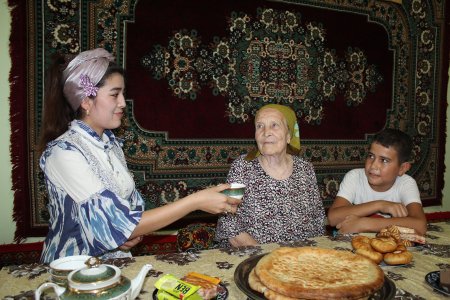 АЁЛ САОДАТИ