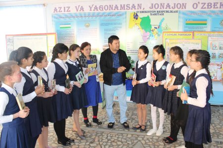 Санъаткор, продюсер Давлатбек Йўлдошев ўзи ўқиган мактаб кут