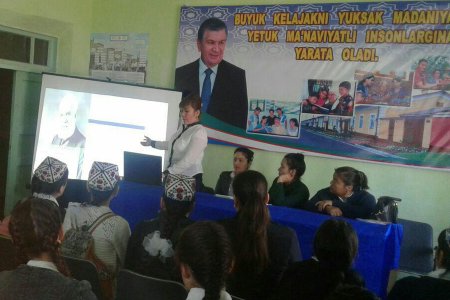 ДАРЁБЎЙИ МАҲАЛЛАСИДА “ҚИЗЛАРЖОН” КЛУБИ АЪЗОЛАРИ УЧУН СУҲБАТ 