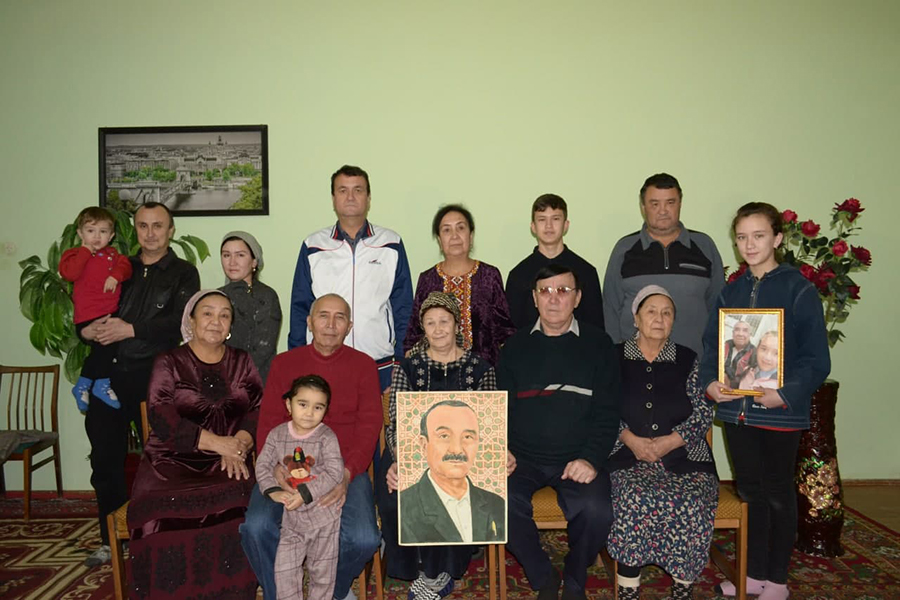БЕШ МИЛЛАТЛИ АҲИЛ ОИЛА 