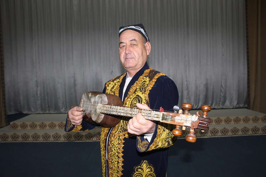 САНЪАТКОРЛАР ОИЛАСИ САРДОРИ