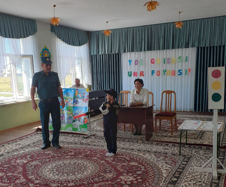 BOLAJONLAR YOʻL HARAKATI QOIDALARINI OʻRGANIShMOQDA
