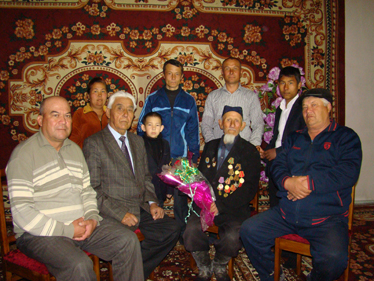 Urush qahramoni el ardogʻida