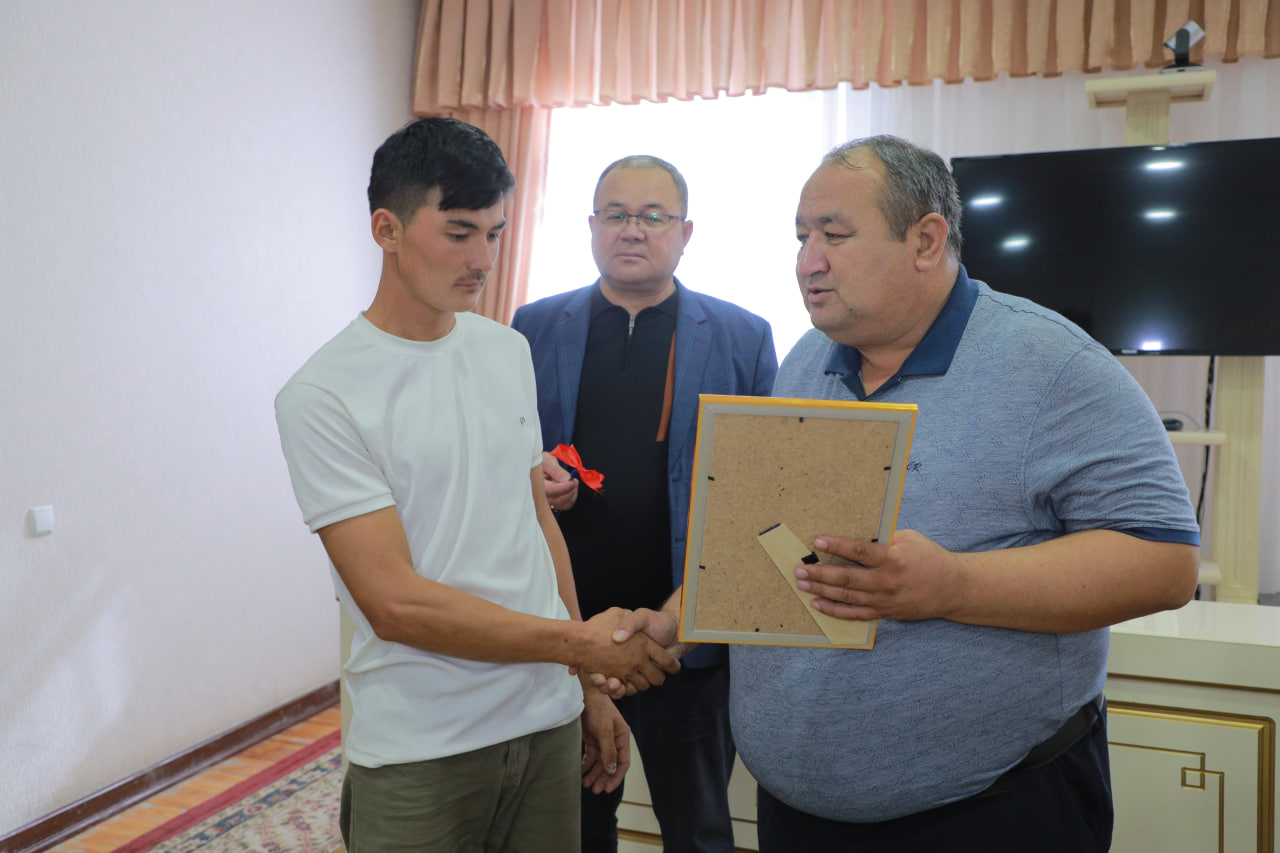 Амударё тумани ҳокимлиги томонидан етим болаларга янги уй-жойлар топширилди