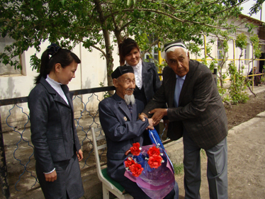 Cheksiz minnatdormiz