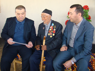 Faxriylarga mashina olish uchun sertifikat topshirildi